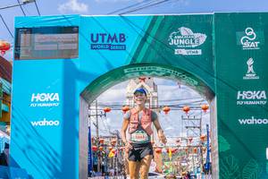 BIB: 5055
                            <button type="button" onclick="openModal(21769911)" class="btn btn-primary btn-sm float-right btn-popup" data-toggle="modal" data-target=".modal-high-quality">
                        <i class="fas fa-shopping-cart"></i> Add to Cart
                    </button>
                                            <button type="button" onclick="isThisMe(21769911, true)" class="btn btn-success btn-sm float-right btn-popup btn-isme hidden" data-toggle="tooltip" data-placement="bottom" title="นี่คือรูปของคุณใช่ไหม คลิกที่นี่เพื่อเอาเข้าอัลบั้ม">
                        <i class="fas fa-plus"></i> Add to album
                    </button>
                    <button type="button" onclick="isThisMe(21769911, false)" class="btn btn-warning btn-sm float-right btn-popup btn-isnotme hidden">
                        <i class="fas fa-ban"></i> Remove from album
                    </button>